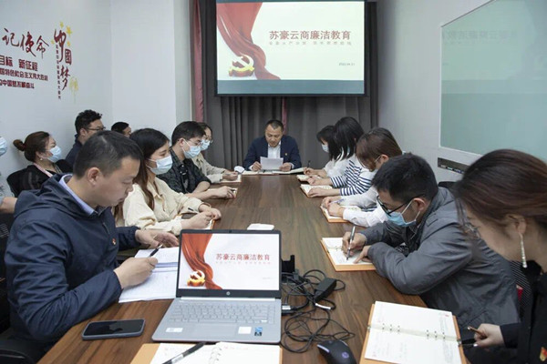 1651735755346577.jpg 云商2_副本.jpg